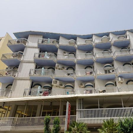 Hotel Arena Cattolica Exterior foto